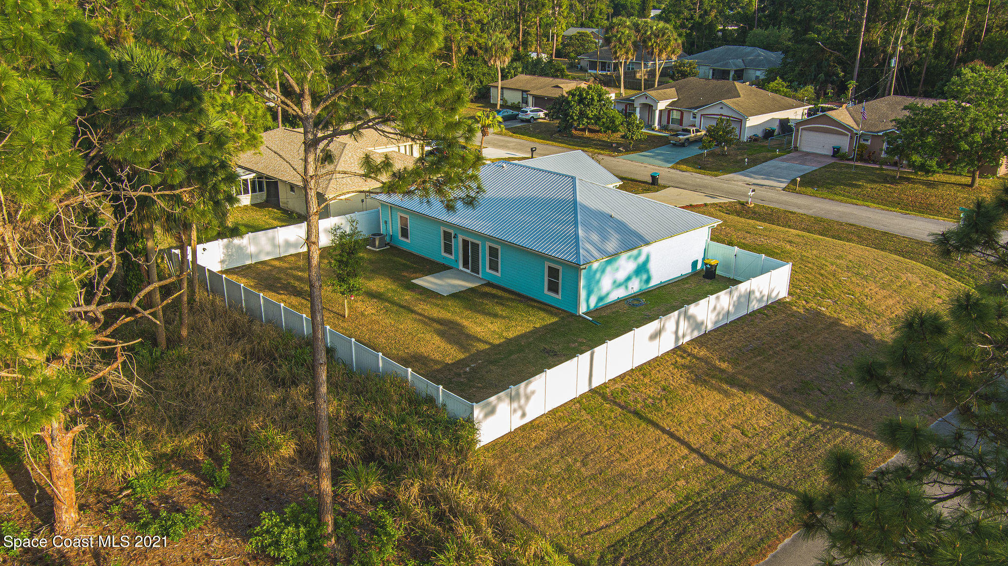 1391 Whitehurst Road Southwest Palm Bay, FL 32908 - Photo 59 of 73 MAX_0103