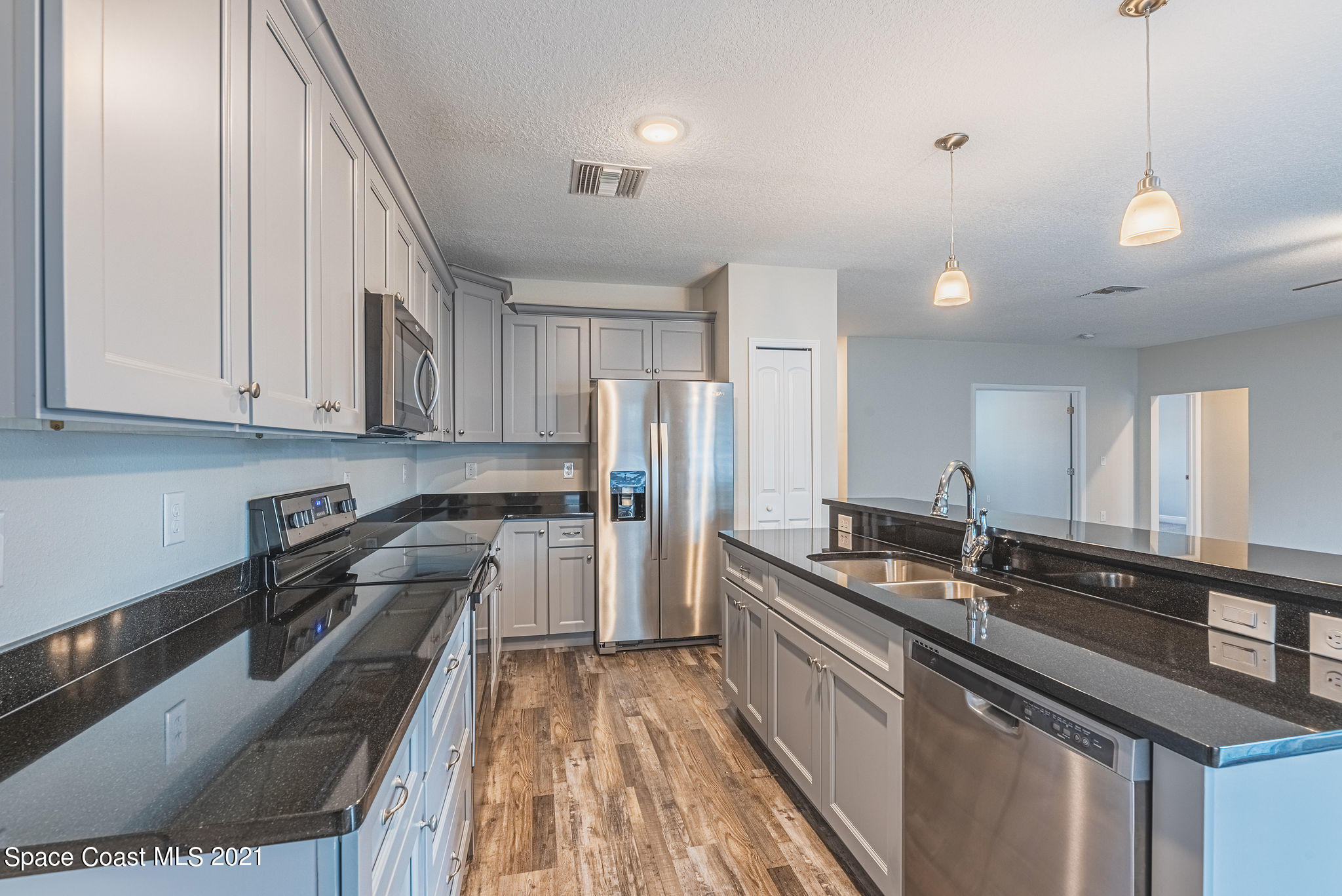 1391 Whitehurst Road Southwest Palm Bay, FL 32908 - Photo 10 of 73 JC7_4561-HDR