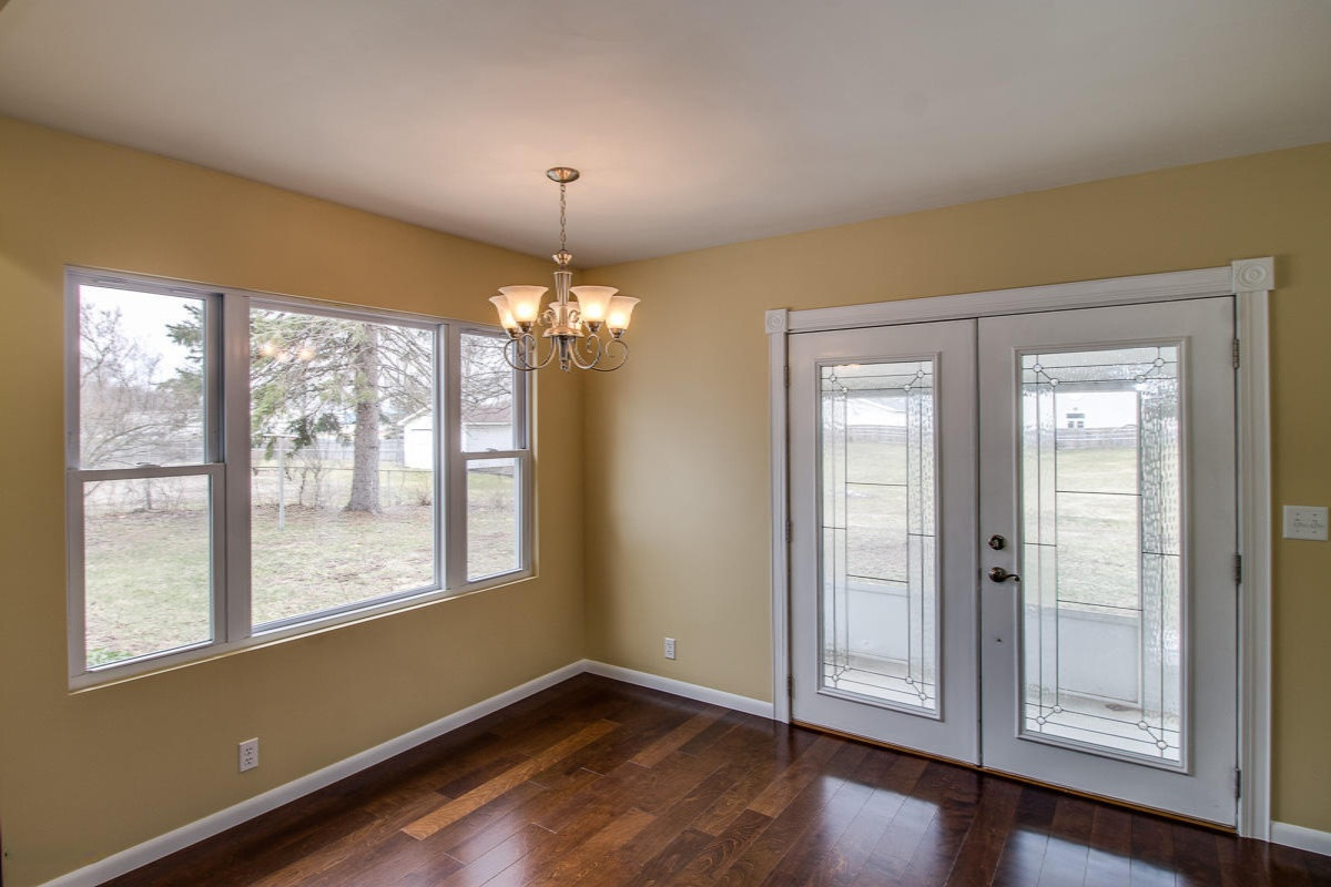 982 Upton Avenue Springfield, MI 49037 - Photo 8 of 22 012-MLS