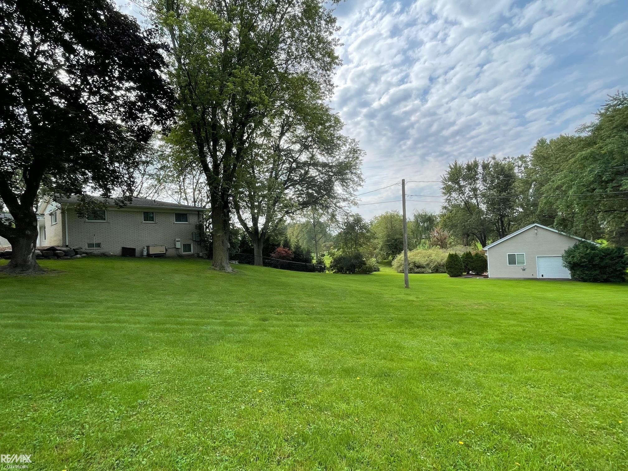 9440 30 Mile Road Washington, MI 48095 - Photo 5 of 36 50122754-4.JPG