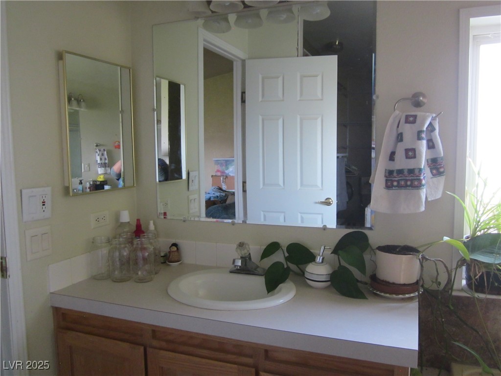1314 Fire Station Road Ely, NV 89301 - Photo 22 of 35 Bathroom featuring vanity