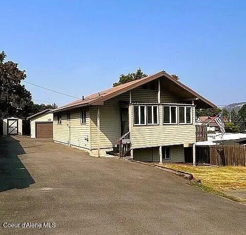 $369,000 | 119 South 5th Street, St. Maries, ID 83861