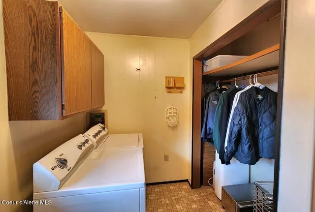 $369,000 | 119 South 5th Street, St. Maries, ID 83861