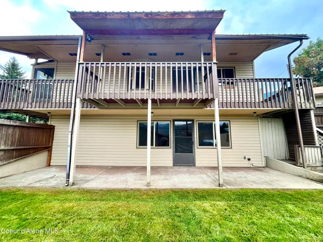 $369,000 | 119 South 5th Street, St. Maries, ID 83861