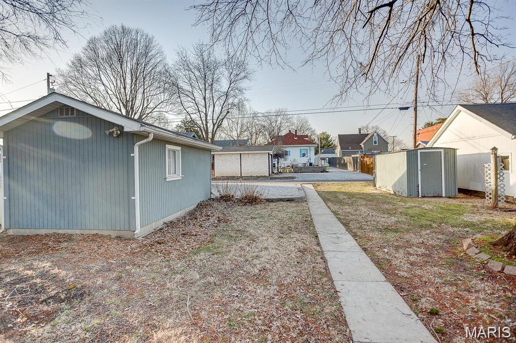 1119 North Church Street Belleville, IL 62221 - Photo 3 of 13