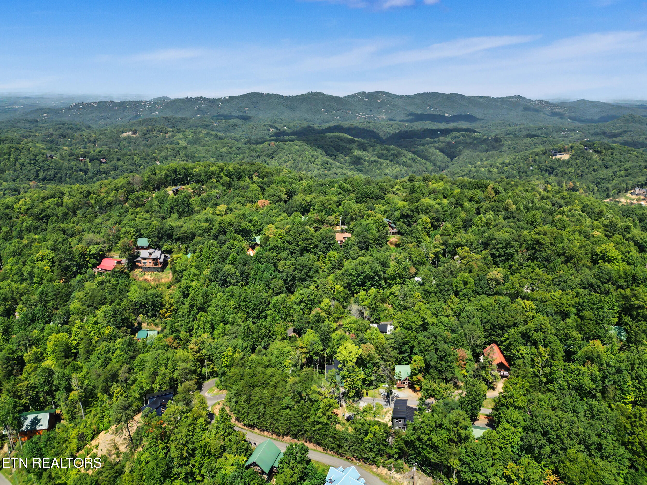 2407 Ridgehigh Pass Sevierville, TN 37876 - Photo 35 of 37 35_dji_0029