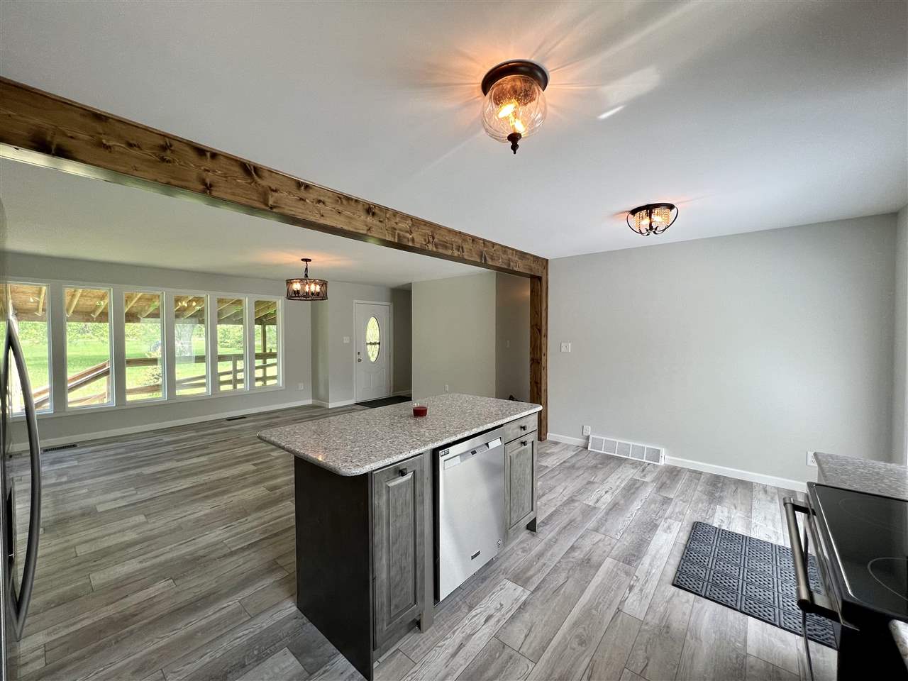 9851 Barkley Road Millington, MI 48746 - Photo 10 of 28