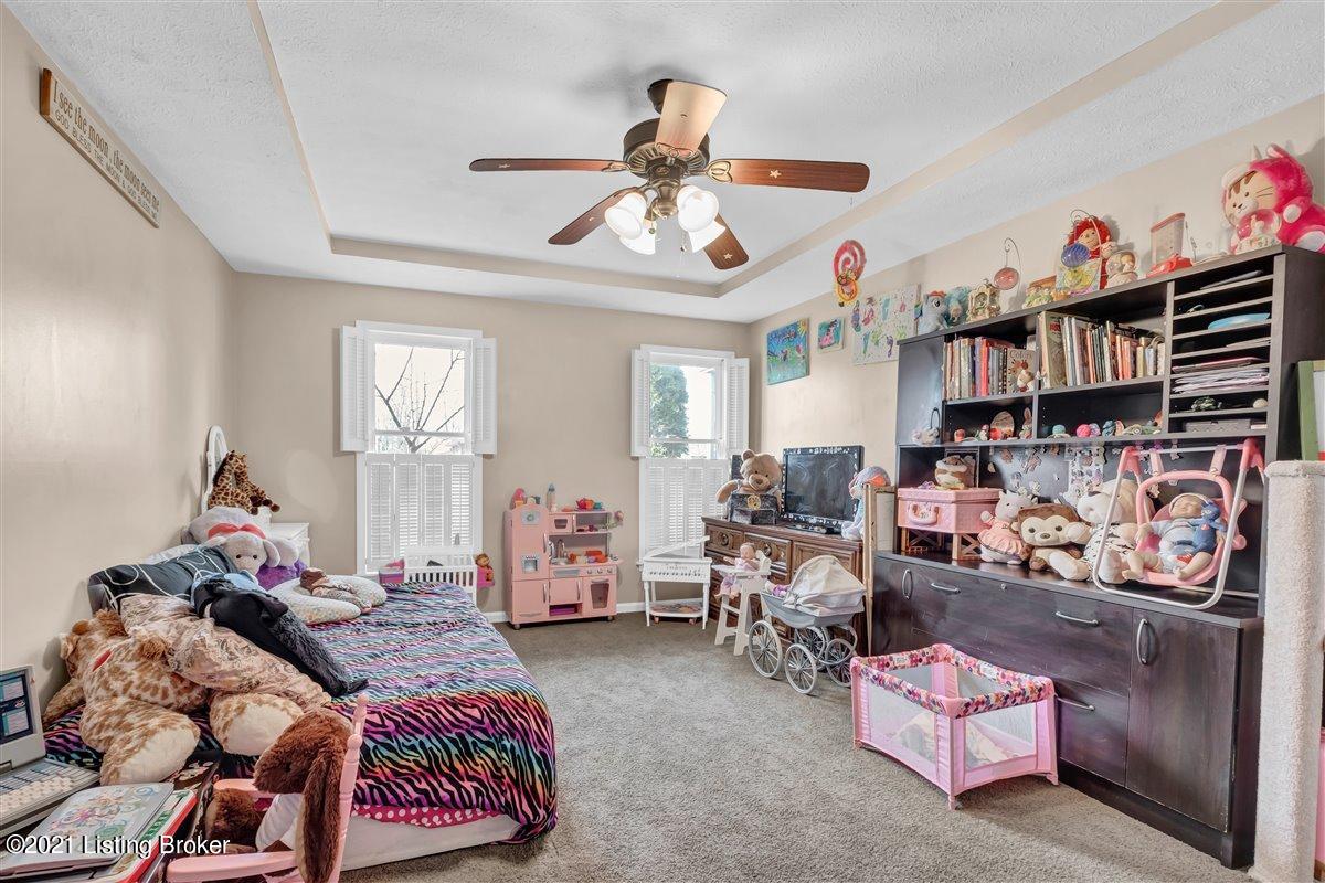 115 Buttercup Road Louisville, KY 40218 - Photo 15 of 30 15-115 Buttercup Rd-114