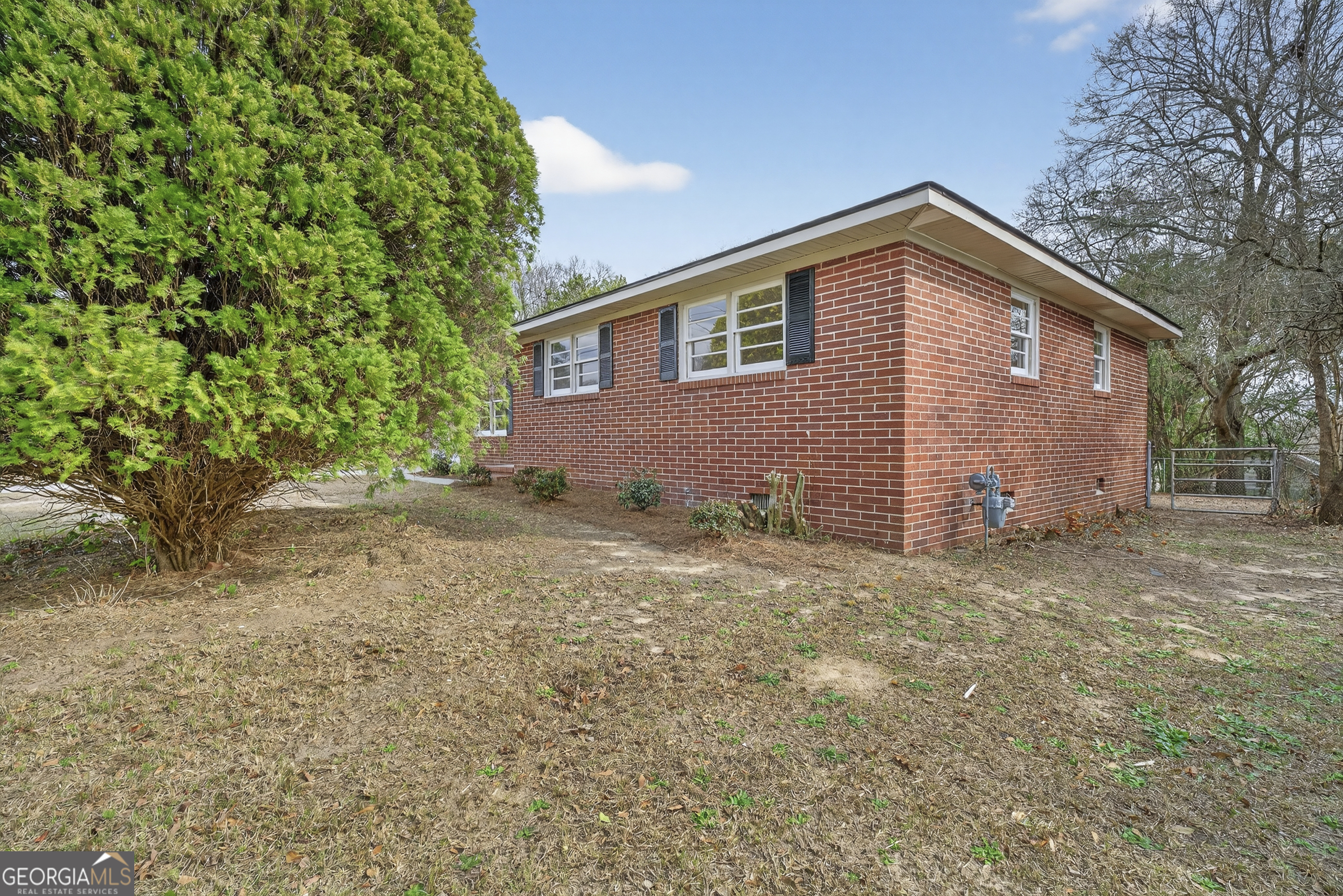 1748 Timark Drive Macon, GA 31206 - Photo 3 of 45