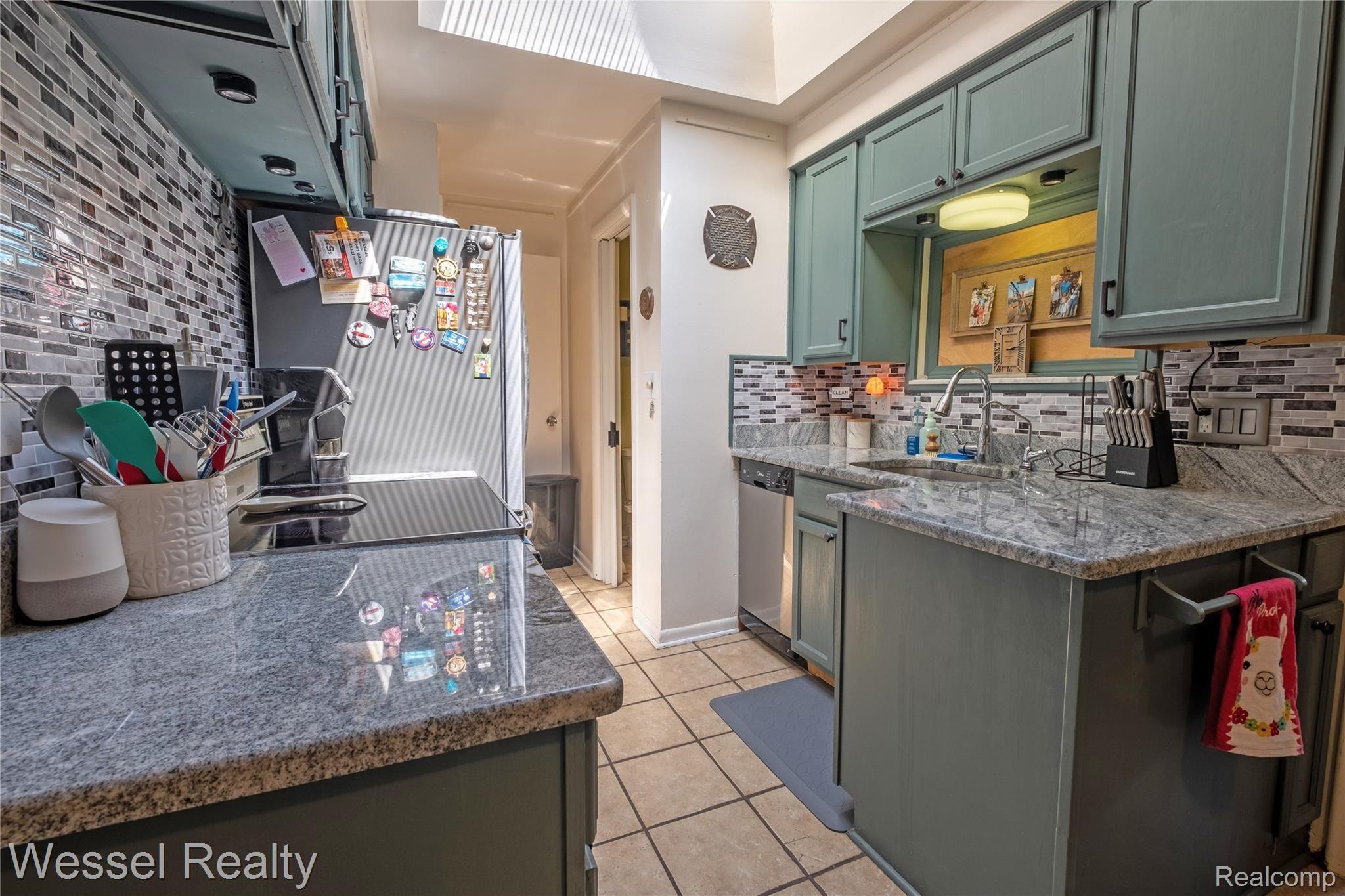 235 Pleasant Street Romeo, MI 48065 - Photo 10 of 36 Pleasant-123.jpg