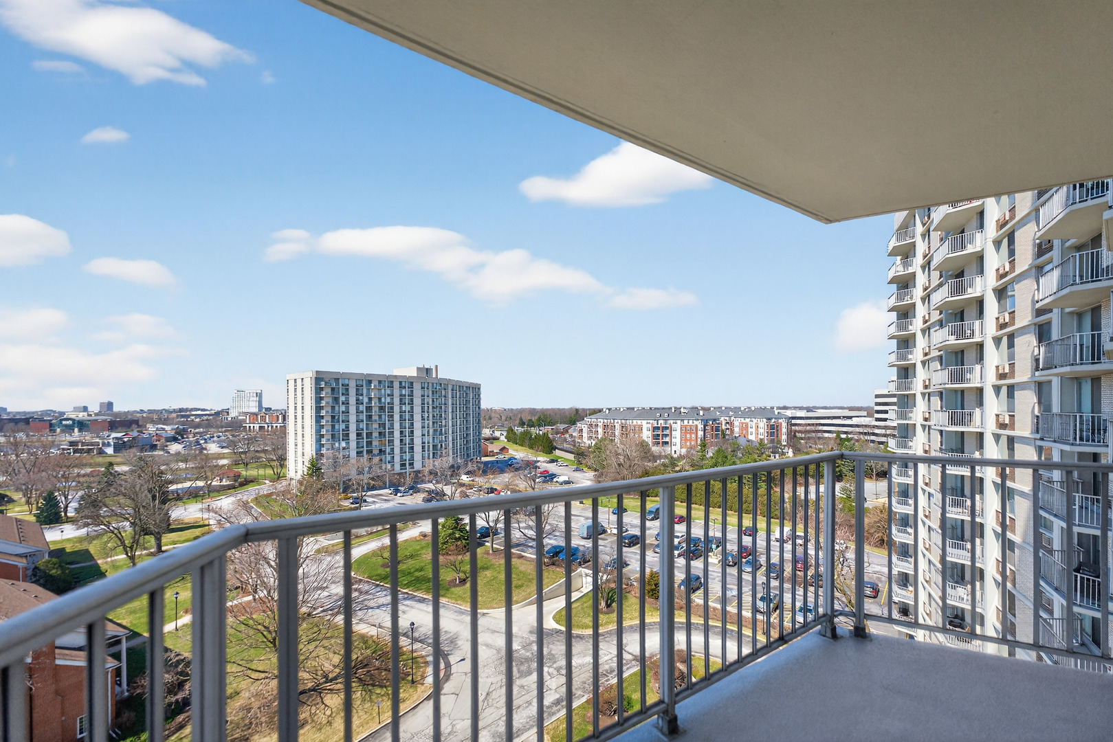 40 North Tower Road, Unit 9K Oak Brook, IL 60523 - Photo 19 of 30