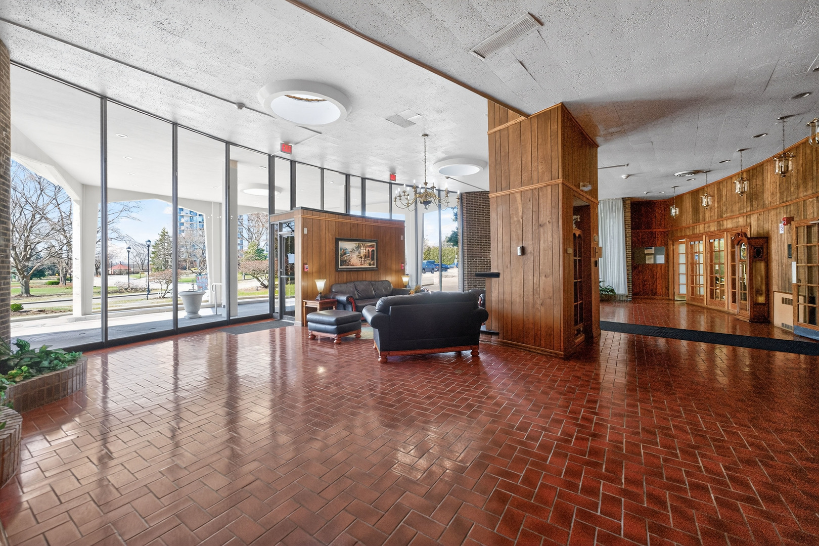 40 North Tower Road, Unit 9K Oak Brook, IL 60523 - Photo 23 of 30