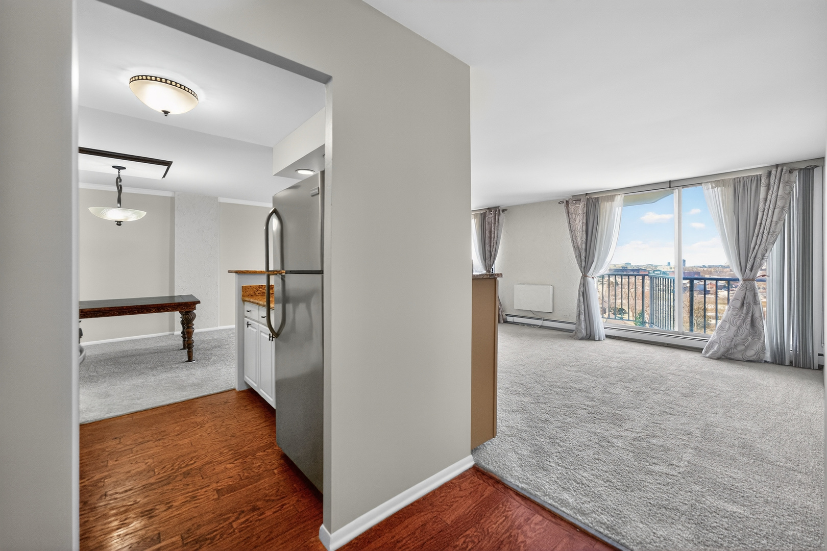 40 North Tower Road, Unit 9K Oak Brook, IL 60523 - Photo 3 of 30