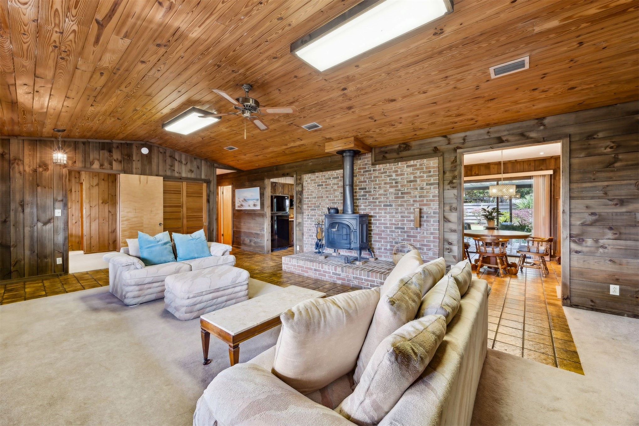 96111 Pirates Bluff Road Yulee, FL 32097 - Photo 7 of 52 a living room with furniture and a table