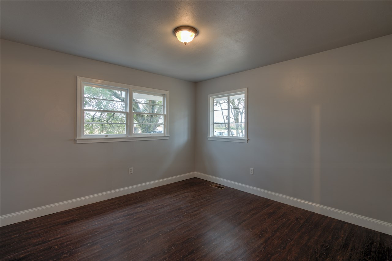 5440 Raymond Road Raymond, MS 39154 - Photo 5 of 29 Photo 5