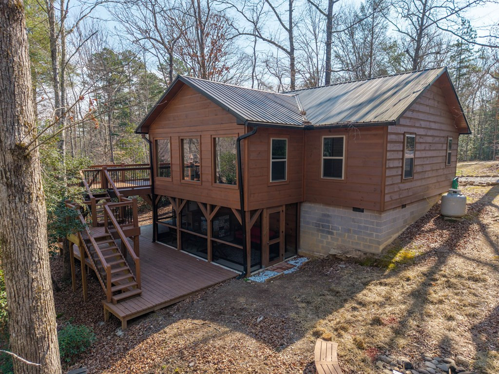 101 Abbygale Road Murphy, NC 28906 - Photo 31 of 44 Stairs Going Down to Back Yard & Screen porch