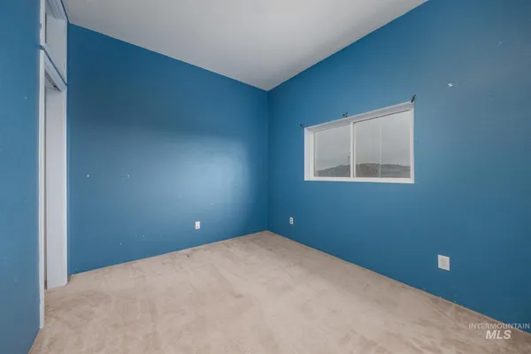 $499,000 | 1200 Hoffman Drive, Vale, OR 97918