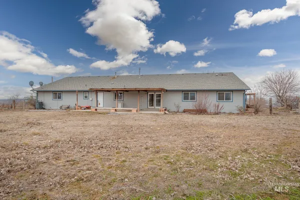 $499,000 | 1200 Hoffman Drive, Vale, OR 97918
