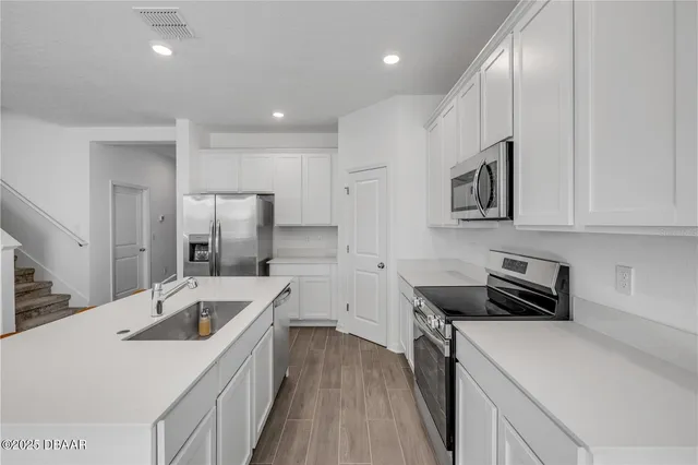 $440,000 | 3975 Willow Brk Drive, Edgewater, FL 32141