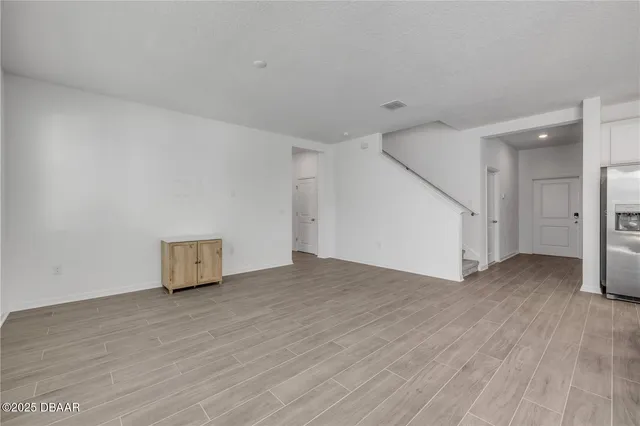 $440,000 | 3975 Willow Brk Drive, Edgewater, FL 32141