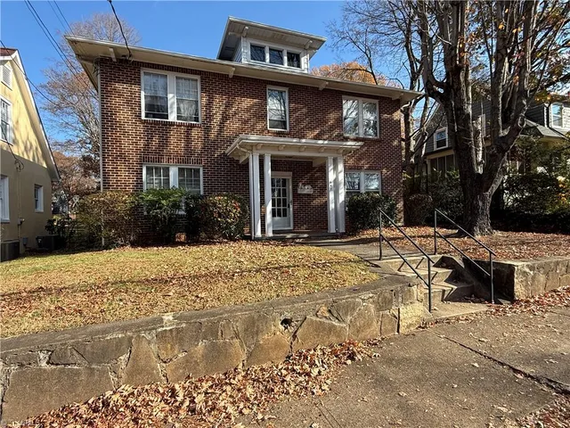 $845 | 647 Irving Street, Unit 2, Winston-Salem, NC 27103