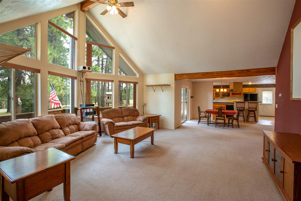 303 West Montgomery Road Deer Park, WA 99006 - Photo 3 of 17 Gallery Image 3