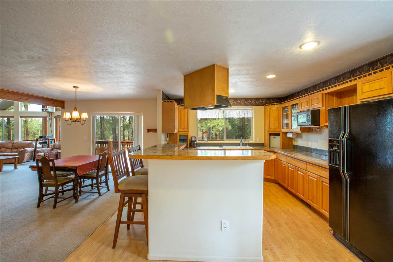 303 West Montgomery Road Deer Park, WA 99006 - Photo 5 of 17 Gallery Image 5