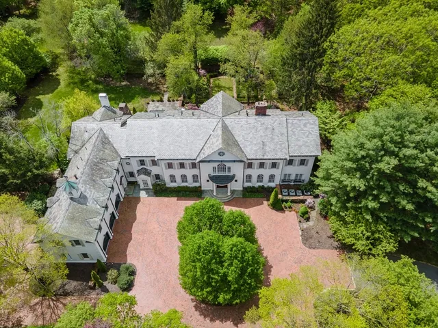 $7,995,000 | 200 Pond Road, Wellesley, MA 02482