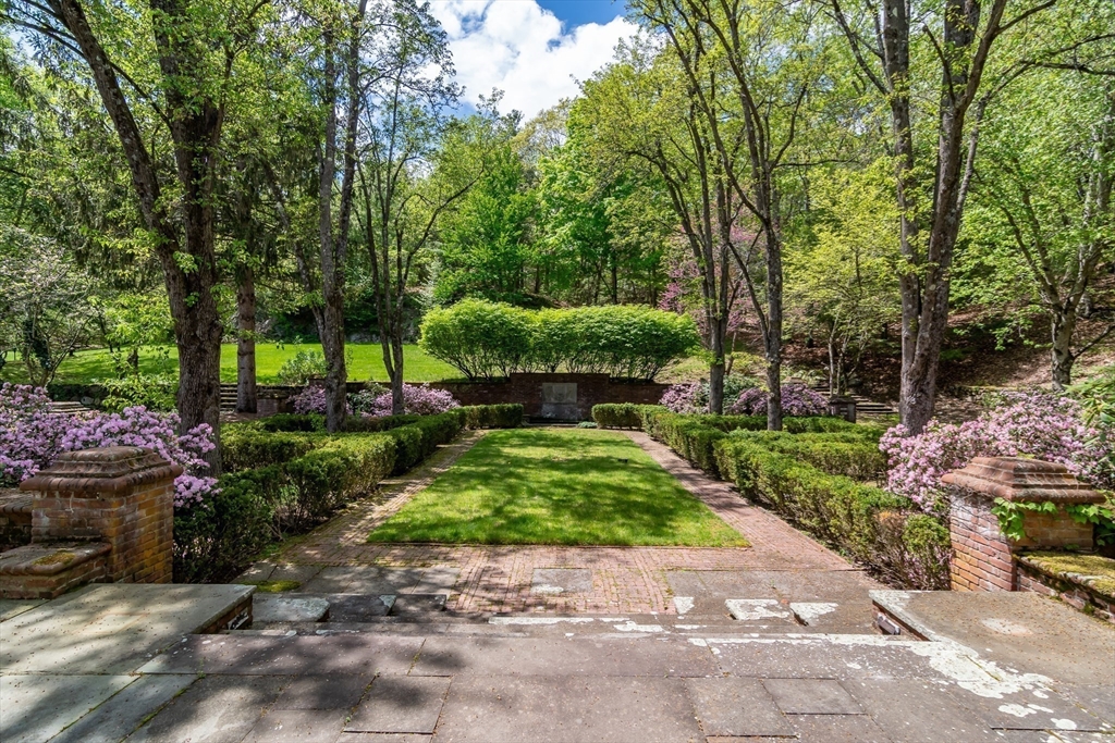 200 Pond Road Wellesley, MA 02482 - Photo 25 of 30