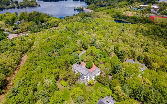 $7,995,000 | 200 Pond Road, Wellesley, MA 02482