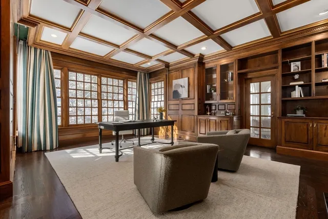 $7,995,000 | 200 Pond Road, Wellesley, MA 02482