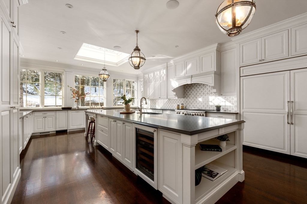 200 Pond Road Wellesley, MA 02482 - Photo 10 of 30