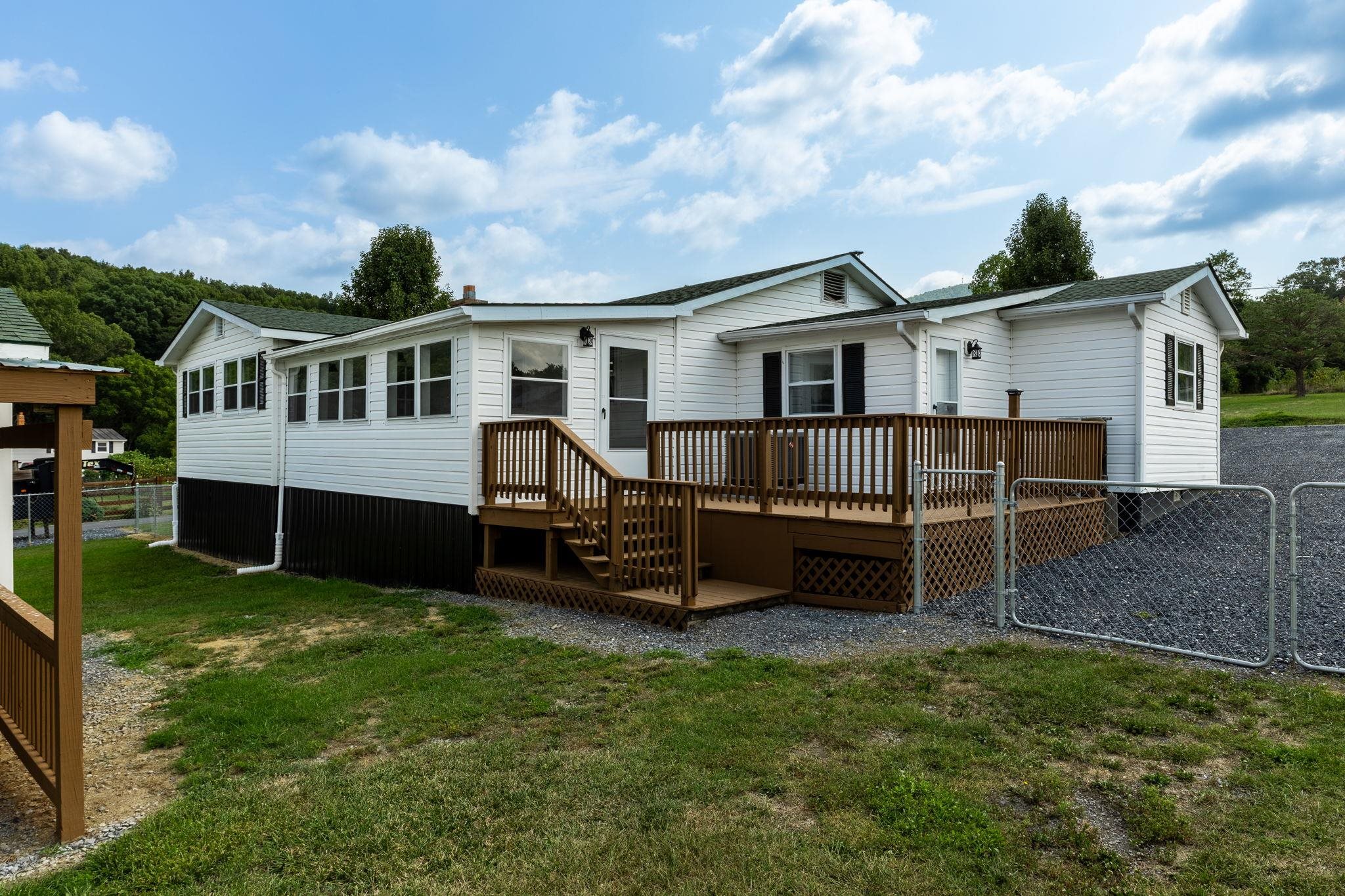 279 Watertower Road Penn Laird, VA 22846 - Photo 6 of 27 Gallery Image 6