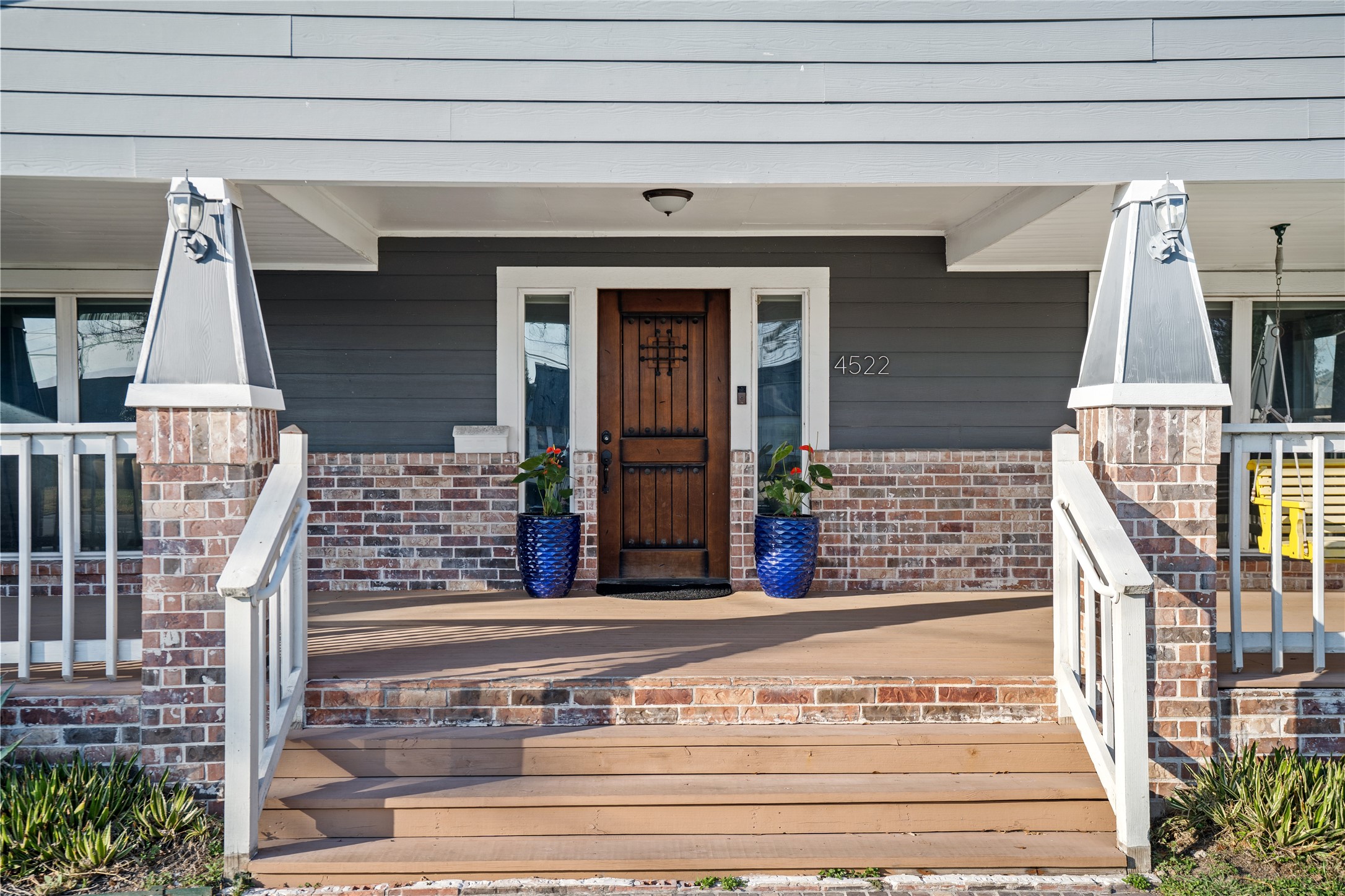 4522 Randwick Drive Houston, TX 77092 - Photo 4 of 31 With its southern-facing orientation and clean architectural lines, the home feels both grounded and welcoming from the moment you arrive.