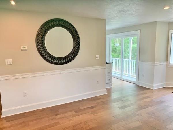 171 County Road Bourne, MA 02532 - Photo 19 of 27 a very nice looking room with a large window