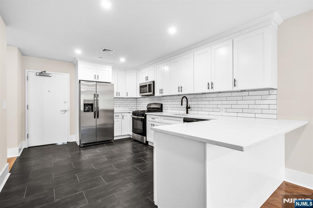 162 Closter Dock Road, Unit A Closter, NJ 07624 - Photo 1 of 37