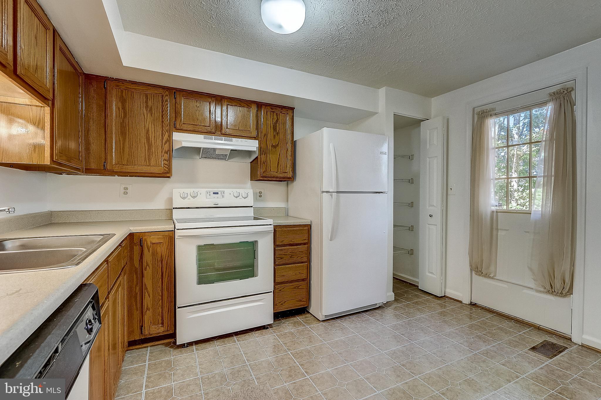 304 Ridgecrest Court Stafford, VA 22554 - Photo 11 of 49 Gallery Image 11