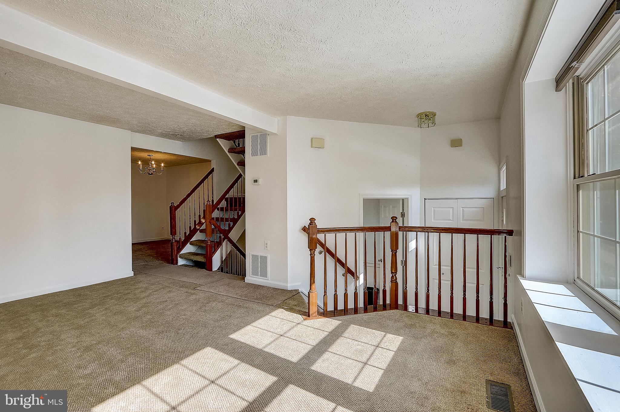 304 Ridgecrest Court Stafford, VA 22554 - Photo 5 of 49 Gallery Image 5