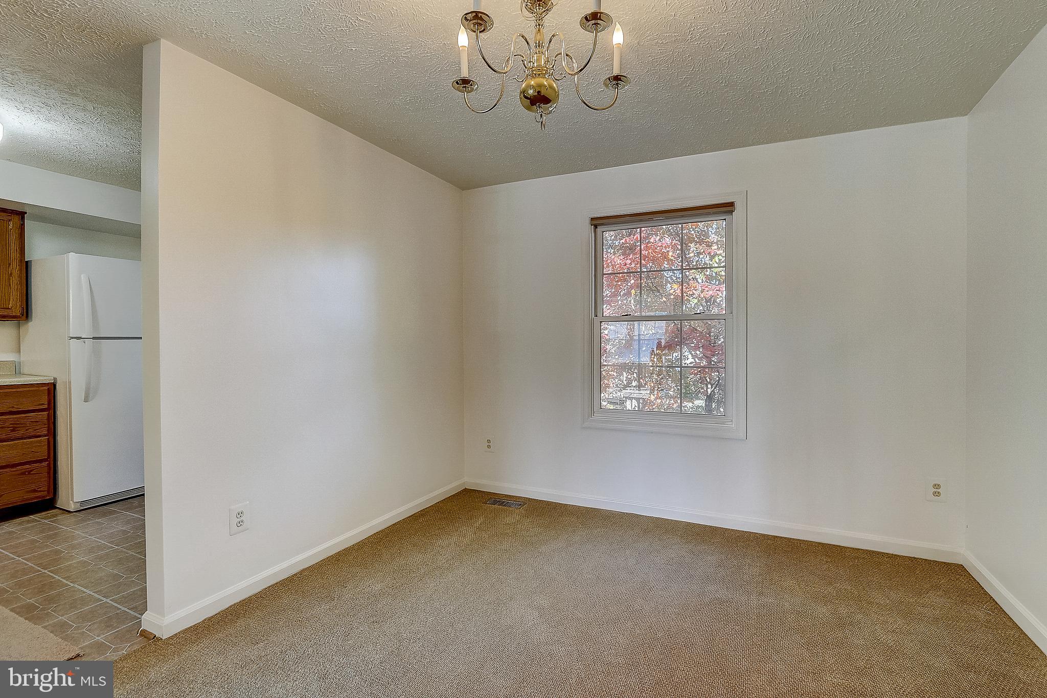304 Ridgecrest Court Stafford, VA 22554 - Photo 8 of 49 Gallery Image 8