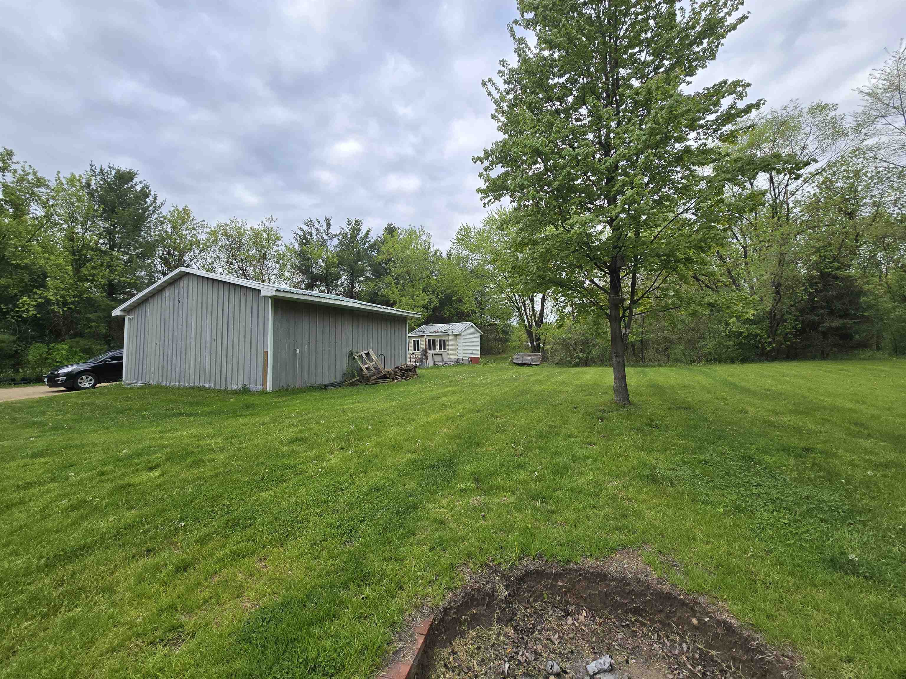 625 Semrow Road Coloma, WI 54930 - Photo 2 of 32