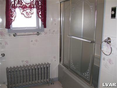 415 Ridge Street Emmaus, PA 18049 - Photo 16 of 23 Gallery Image 16