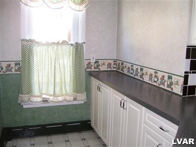 415 Ridge Street Emmaus, PA 18049 - Photo 8 of 23 Gallery Image 8