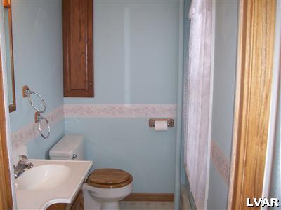 415 Ridge Street Emmaus, PA 18049 - Photo 9 of 23 First floor half-bath