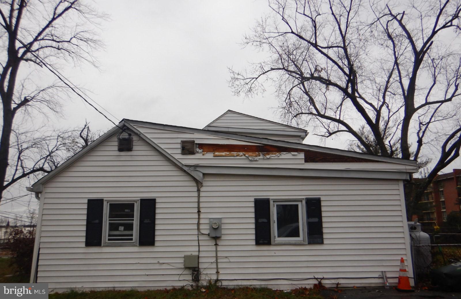 231 Brock Bridge Road Laurel, MD 20724 - Photo 2 of 6 Back