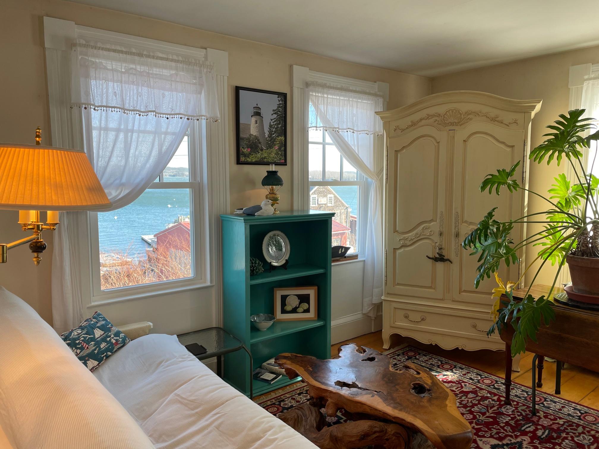 1 Green Street Castine, ME 04421 - Photo 5 of 32 Green Street living