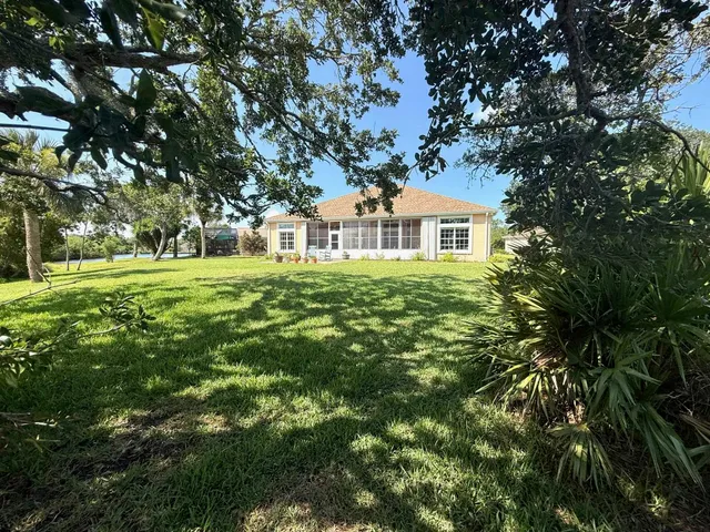 $719,000 | 5 Anastasia Lakes Drive, St. Augustine, FL 32080