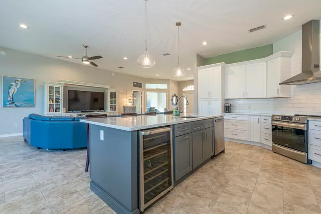 $719,000 | 5 Anastasia Lakes Drive, St. Augustine, FL 32080