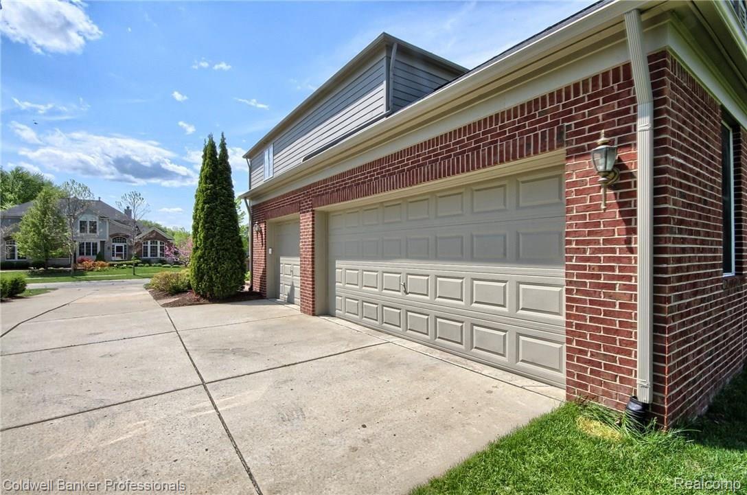 3 Car Side Entry Garage