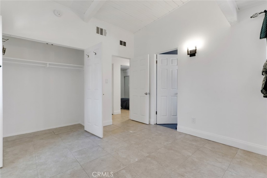 18027 Hatton Street Reseda, CA 91335 - Photo 26 of 50