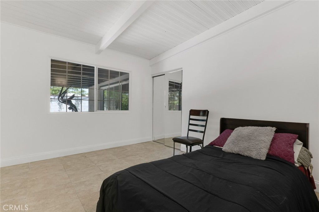 18027 Hatton Street Reseda, CA 91335 - Photo 35 of 50